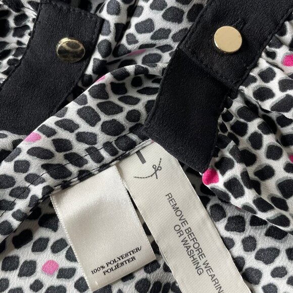 Ann Taylor Black White Abstract Long Button Sleeve Scoop Neck Size XS Luxe - Picture 5 of 5